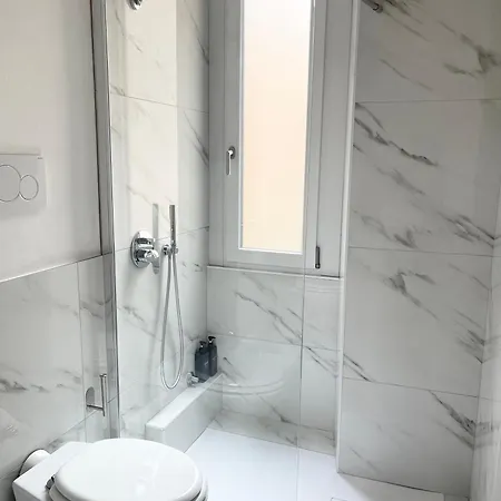 Ampio Bilocale Zona Navigli Apartment *