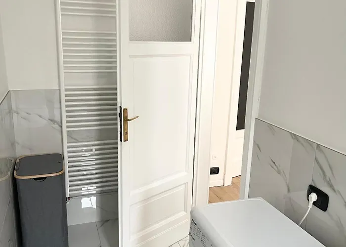 Appartamento Ampio Bilocale Zona Navigli *