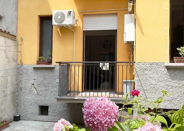 Appartamento Ampio Bilocale Zona Navigli Milano